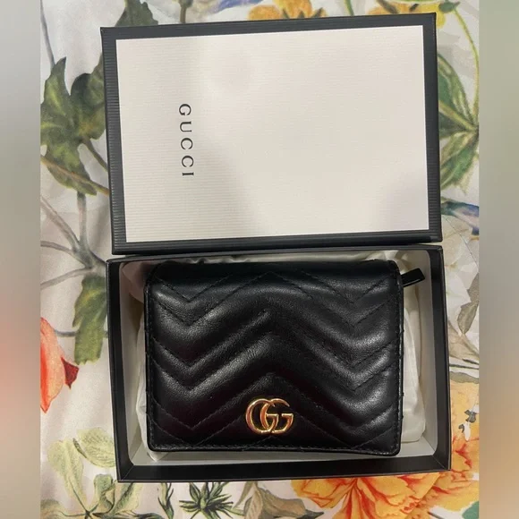 Gucci Black Quilted Leather Wallet - Picture 1 of 5